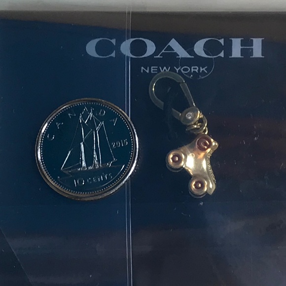 NWT Coach Gold Tone Limited Edition Roller Skate Charm Still In Packaging - Picture 8 of 12